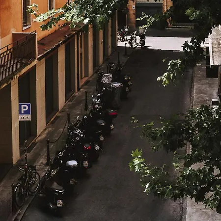 Sweet House In The Heart Of בולוניה