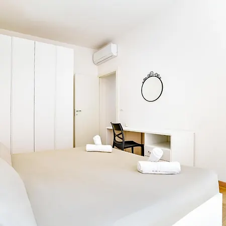 Sweet House In The Heart Of