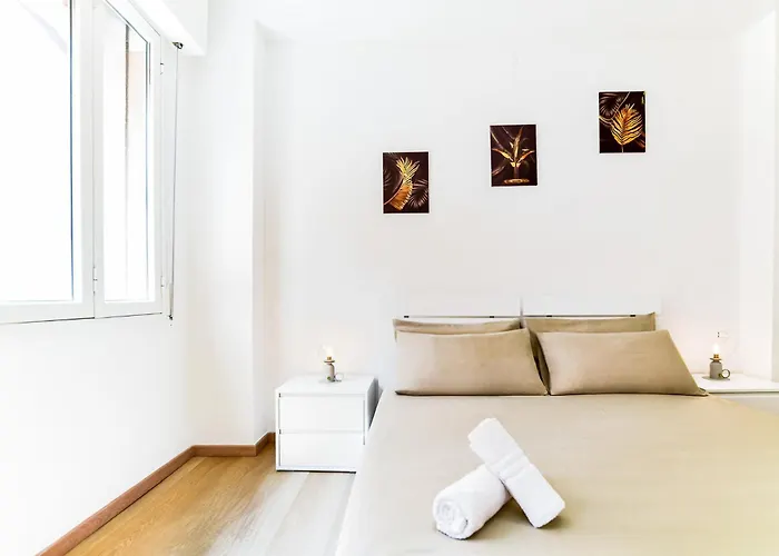 Sweet House In The Heart Of بولونيا